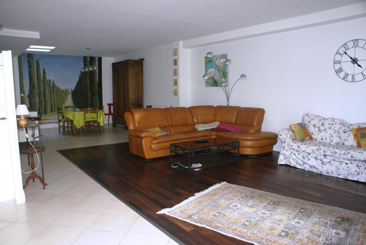 Spacieuse Maison De Village Climatisee Avec Jardin Patio Bessan Экстерьер фото