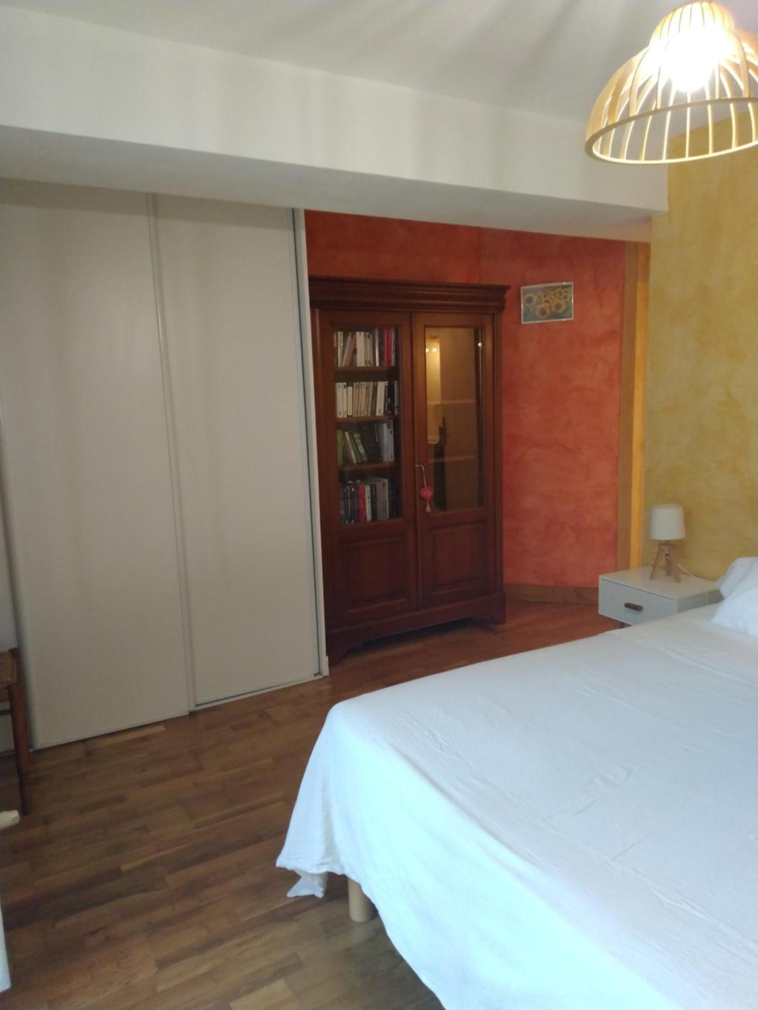 Spacieuse Maison De Village Climatisee Avec Jardin Patio Bessan Экстерьер фото